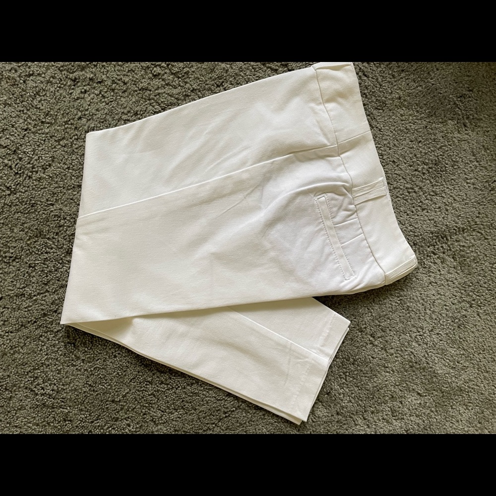 Dalia Collection crisp white pants